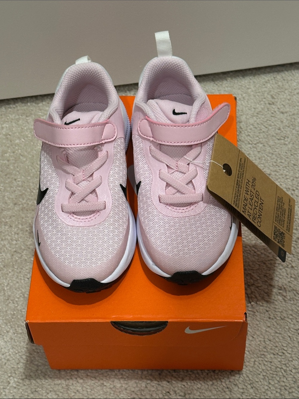 Nike Kids Pink and Black Mesh Hook-and-Loop Sneakers